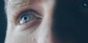 gli occhi rivelano i primi segnali di malattie cardiache, prevenzione ictus, malattie cardiovascolari, visita oculistica bologna